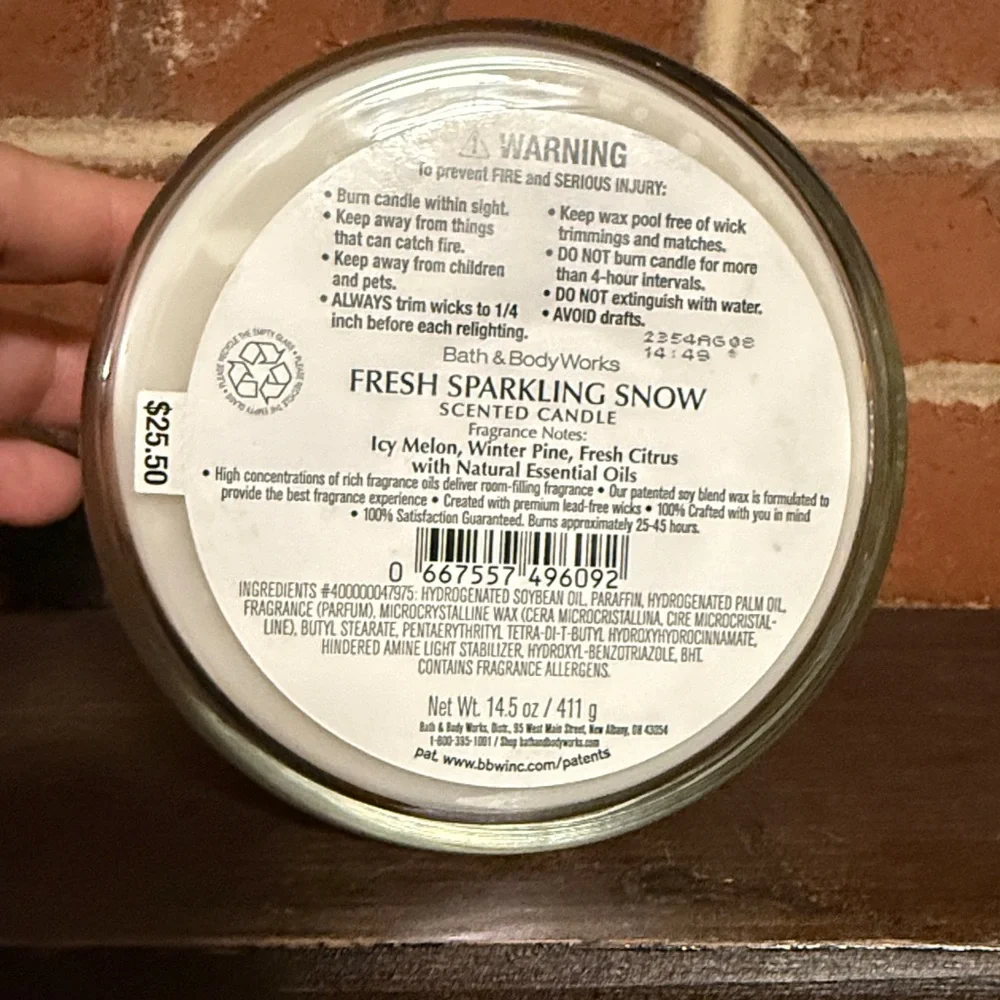 Bath‎ & Body Works FRESH SPARKLING SNOW 3-Wick 14.5 oz Scented Candle Winter NEW - Picture 4 of 4